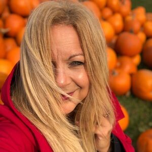 Meet your Posher, Alison